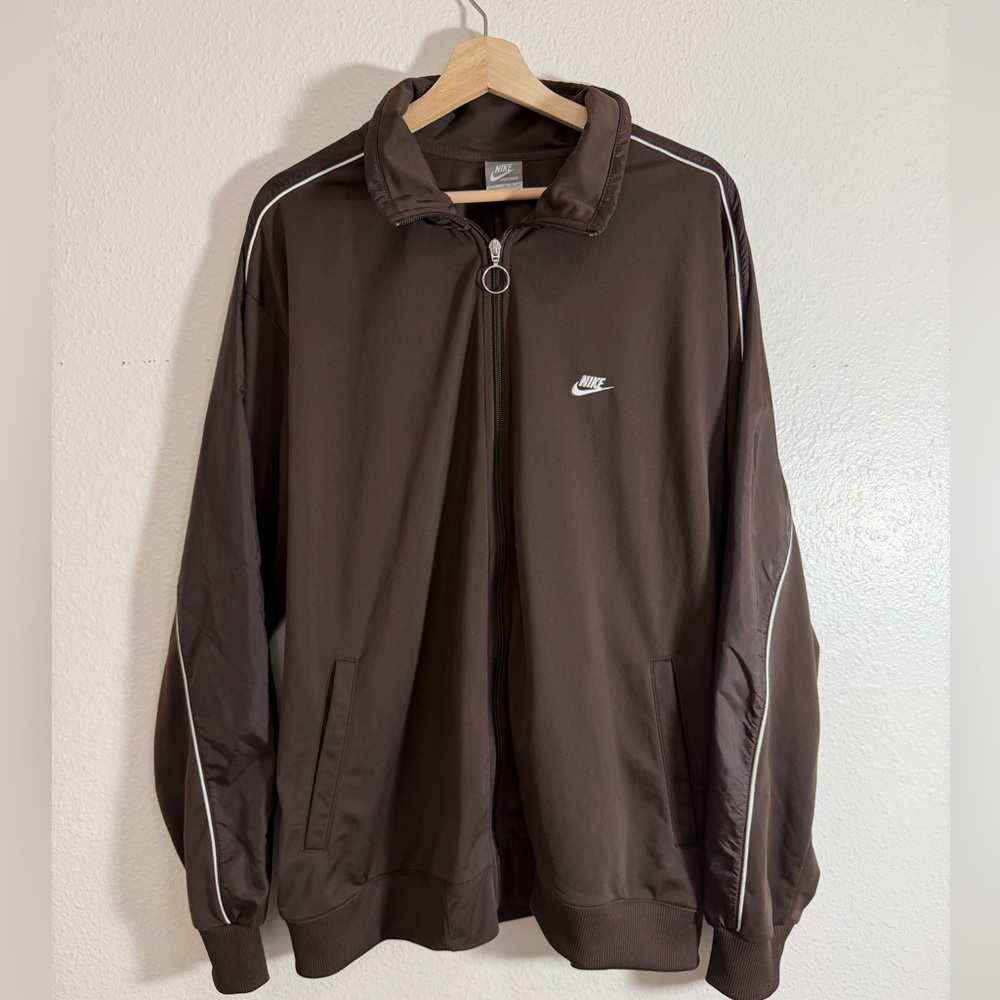 Nike Sportswear Solo Swoosh men's track jacket Dark Brown. Zip up size XL